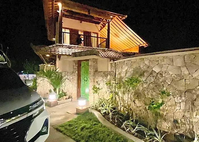 Sari Bumi ホテル